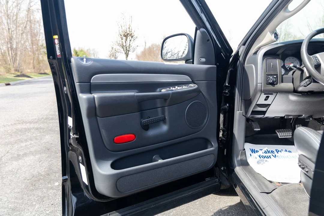 2005 Dodge Ram 3rd Gen - Image 28 of 31