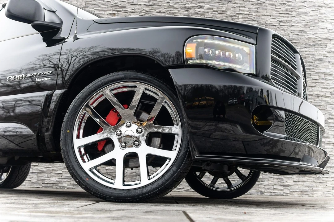 2005 Dodge Ram SRT-10 3rd Gen - Image 7 of 21