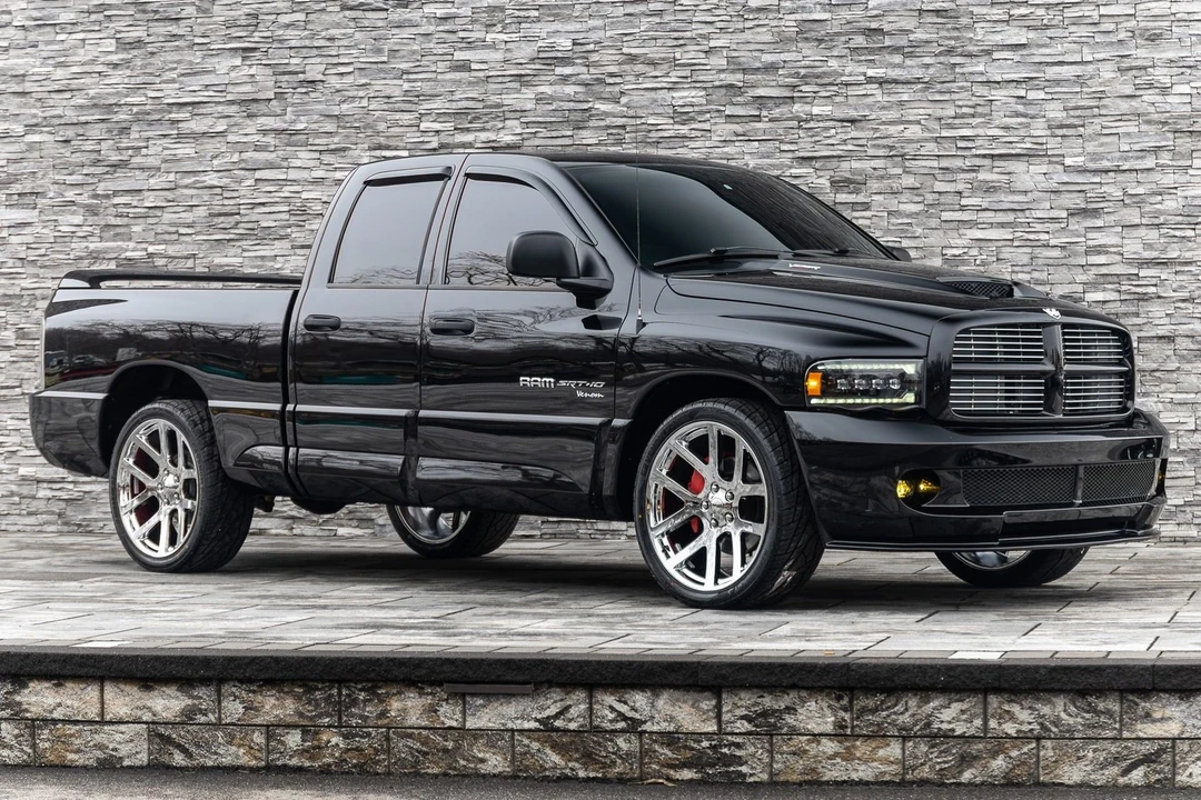 2005 Dodge Ram SRT-10 3rd Gen - Image 11 of 21