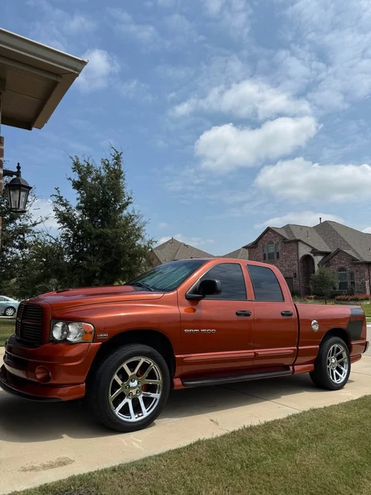 2005 Dodge Ram 3rd Gen - Image 2 of 10