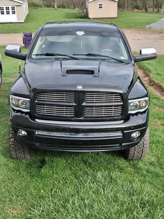 2005 Dodge Ram 3rd Gen - Image 2 of 7