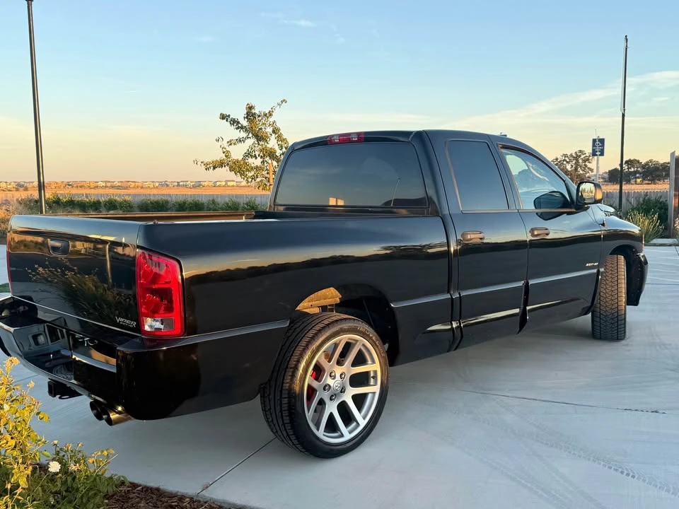 2005 Dodge Ram SRT-10 3rd Gen - Image 7 of 17