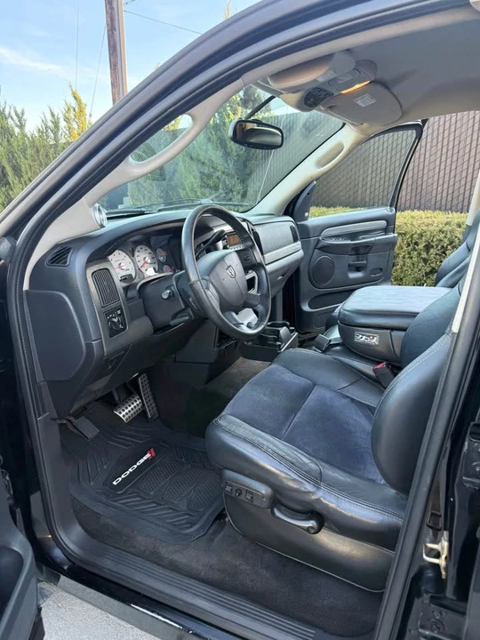2005 Dodge Ram SRT-10 3rd Gen - Image 11 of 17