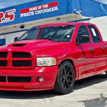 2005 Dodge Ram 1500 Crew Cab SRT