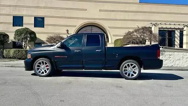 2005 Dodge Ram 1500 SRT-10