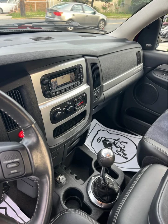 2005 Dodge Ram SRT-10 3rd Gen - Image 11 of 17