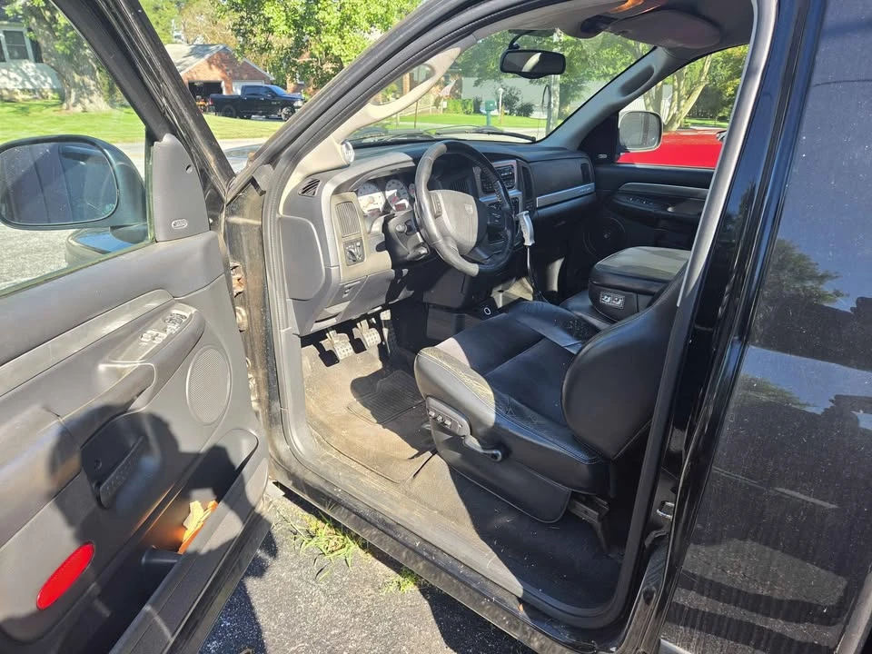 2005 Dodge Ram SRT-10 3rd Gen - Image 9 of 16