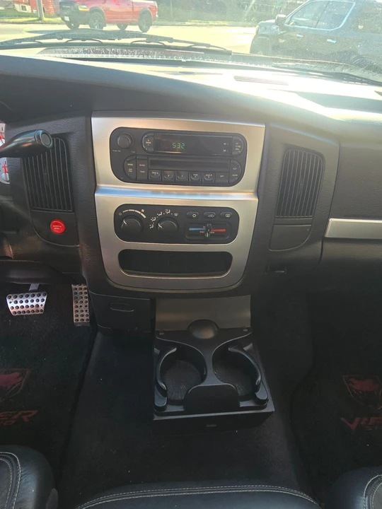 2005 Dodge Ram SRT-10 3rd Gen - Image 14 of 21