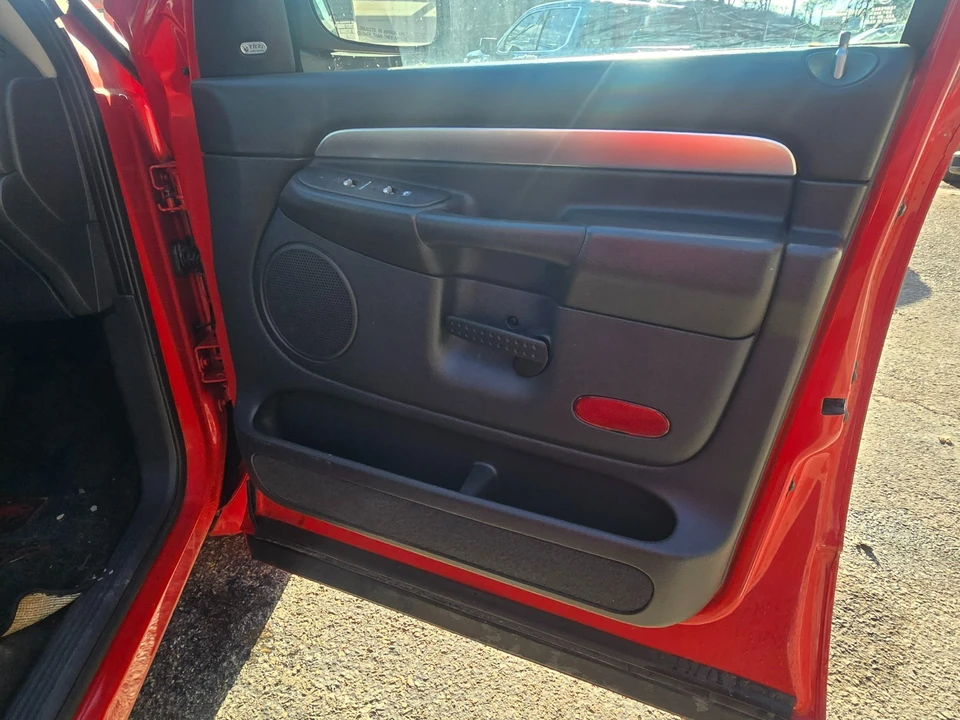 2005 Dodge Ram SRT-10 3rd Gen - Image 18 of 21