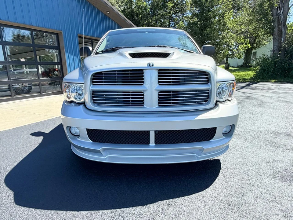 2005 Dodge Ram SRT-10 3rd Gen - Image 7 of 31
