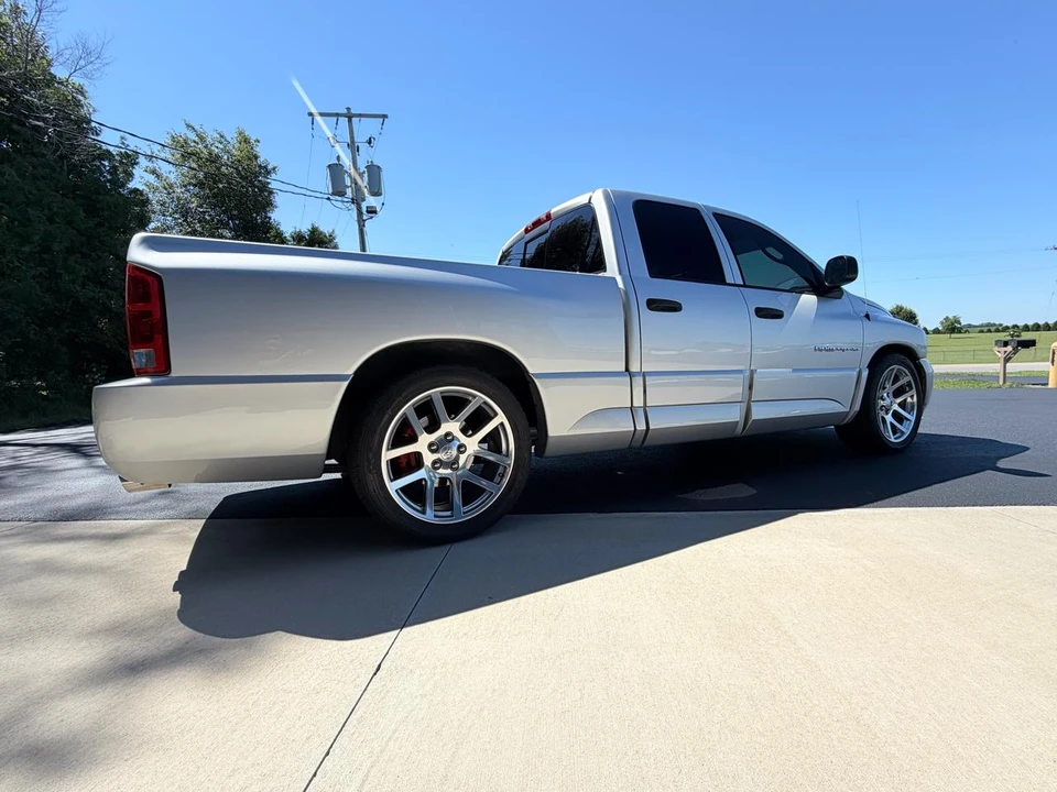 2005 Dodge Ram SRT-10 3rd Gen - Image 8 of 31