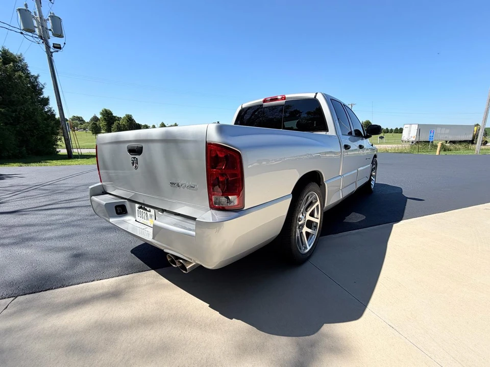 2005 Dodge Ram SRT-10 3rd Gen - Image 13 of 31
