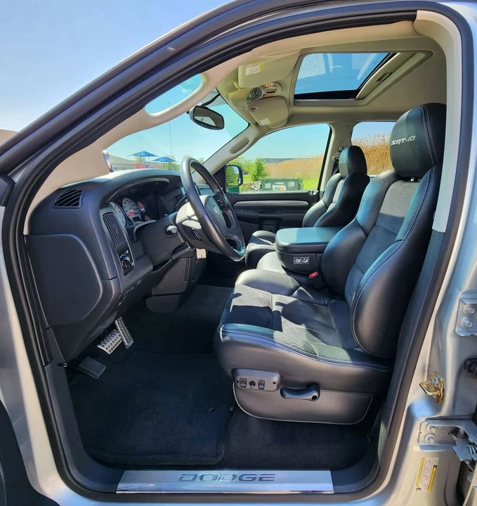 2005 Dodge Ram SRT-10 3rd Gen - Image 12 of 20