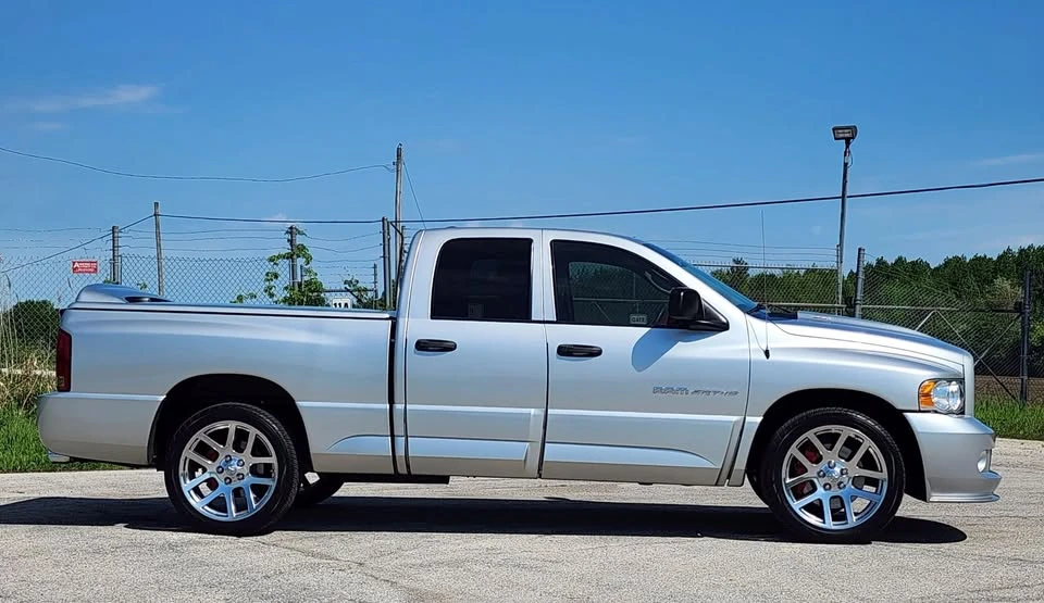 2005 Dodge Ram SRT-10 3rd Gen - Image 4 of 20
