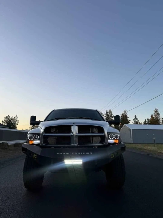 2005 Ram Heavy Duty - Image 8 of 19