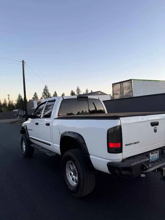 2005 Ram Heavy Duty - Image 5 of 19