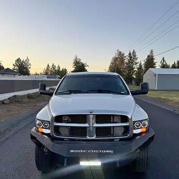 2005 Dodge Ram 2500 SLT Crew Cab