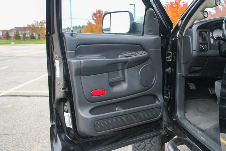 2005 Dodge Ram 3rd Gen - Image 16 of 31