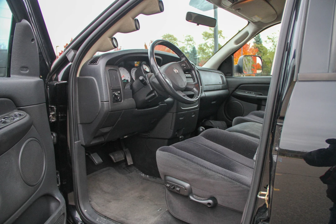 2005 Dodge Ram 3rd Gen - Image 20 of 31