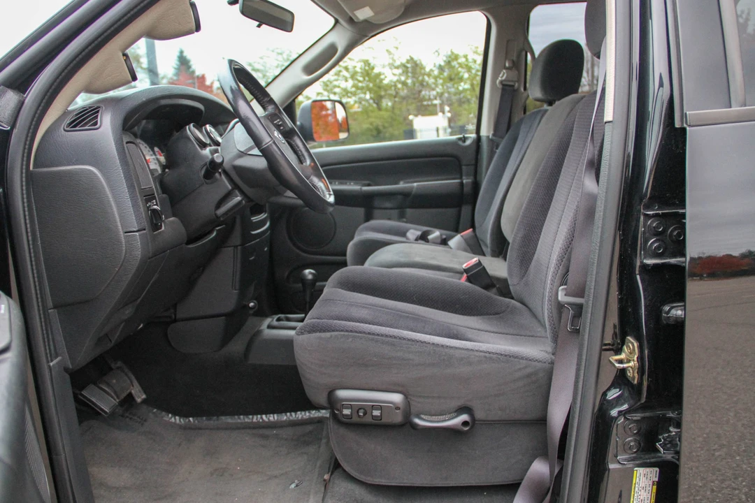 2005 Dodge Ram 3rd Gen - Image 19 of 31