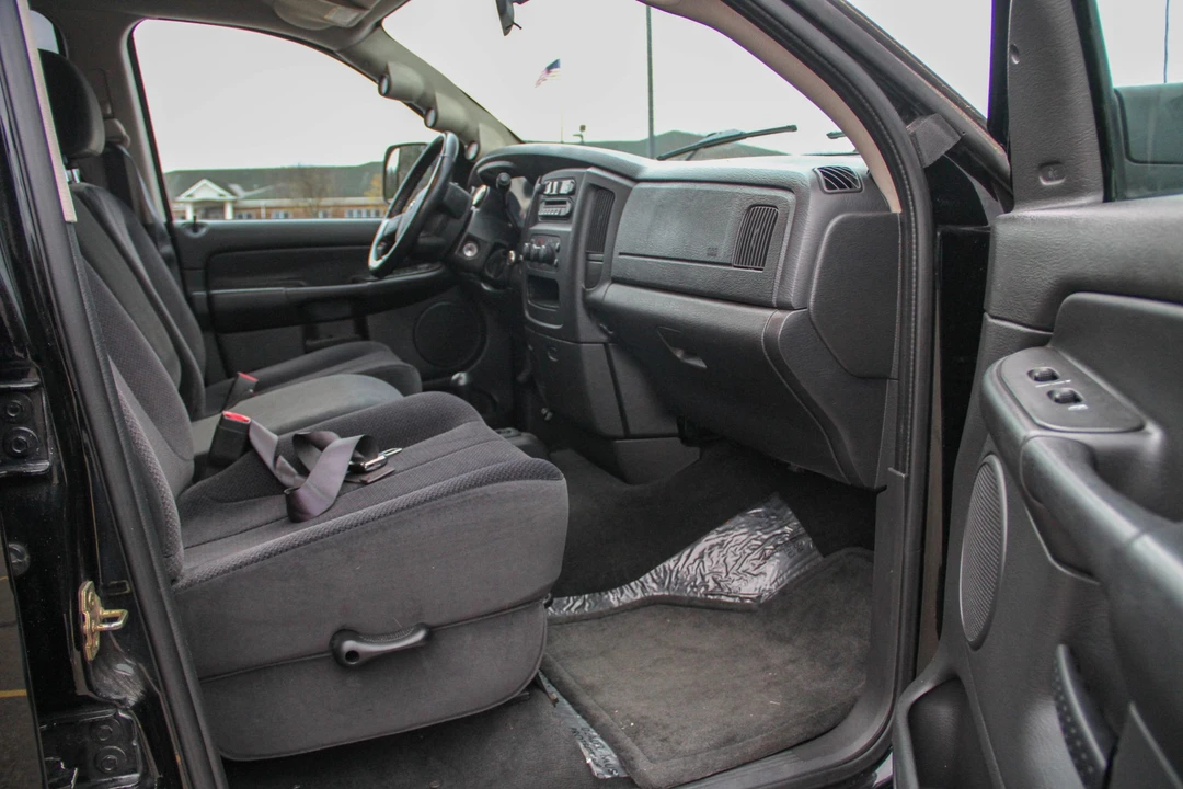2005 Dodge Ram 3rd Gen - Image 25 of 31