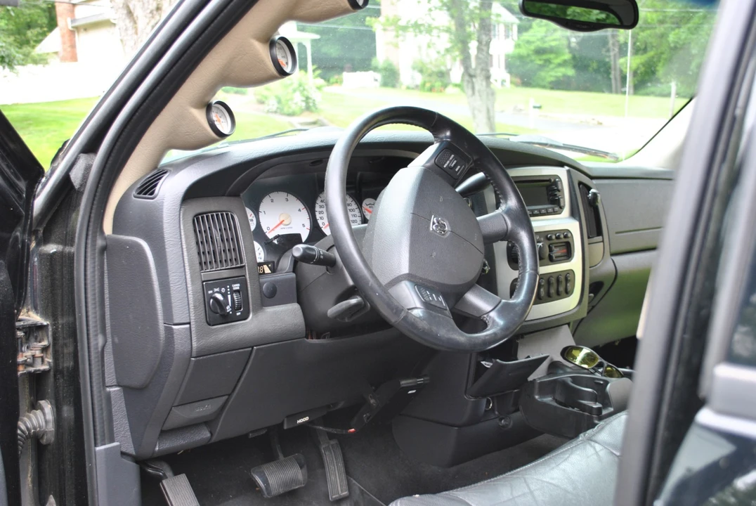 2005 Dodge Ram 3rd Gen - Image 12 of 21