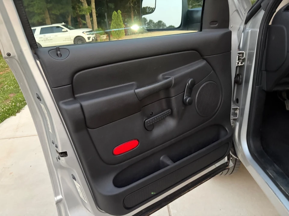 2005 Dodge Ram 3rd Gen - Image 2 of 31
