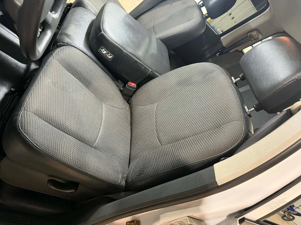 2005 Dodge Ram 3rd Gen - Image 13 of 31