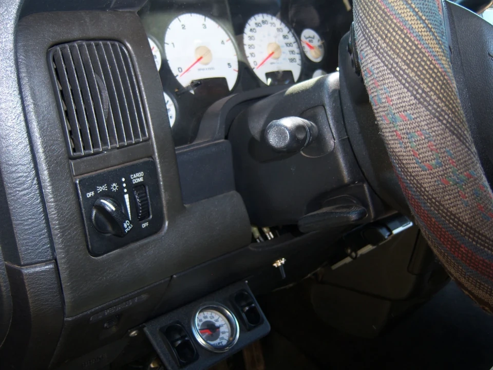 2005 Dodge Ram 3rd Gen - Image 9 of 18