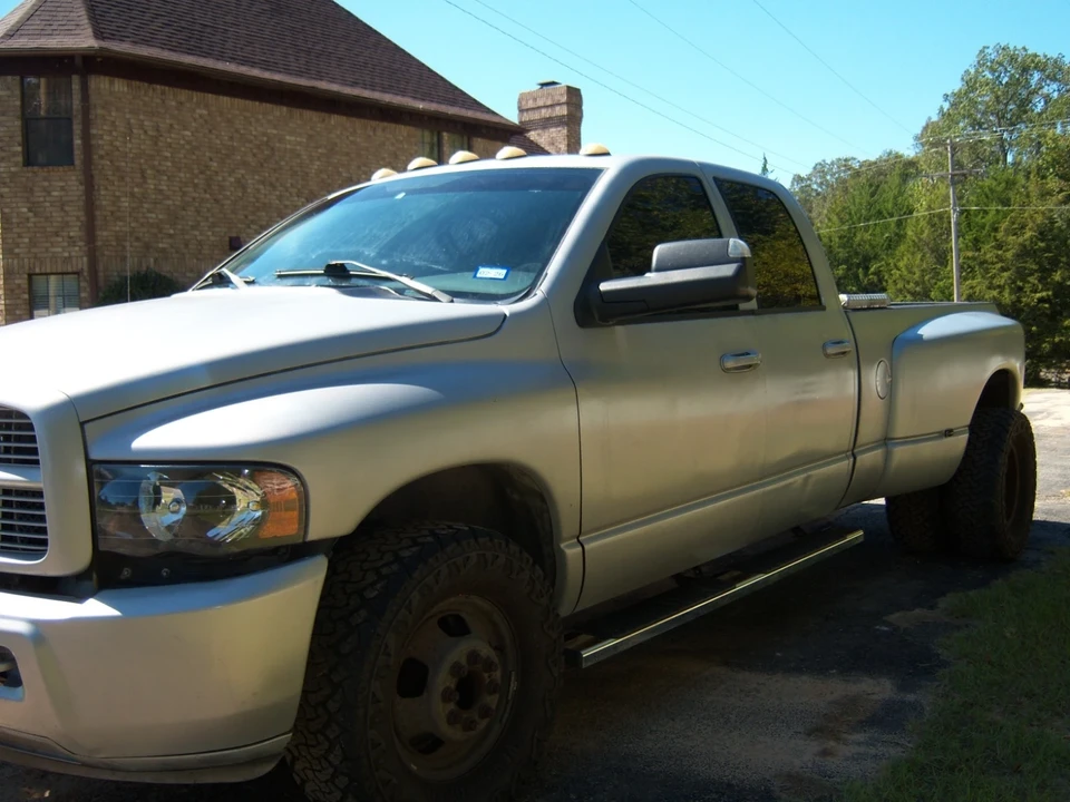 2005 Dodge Ram 3rd Gen - Image 2 of 18