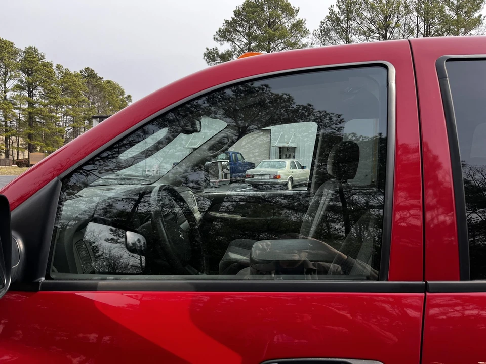 2005 Dodge Ram 3rd Gen - Image 24 of 31