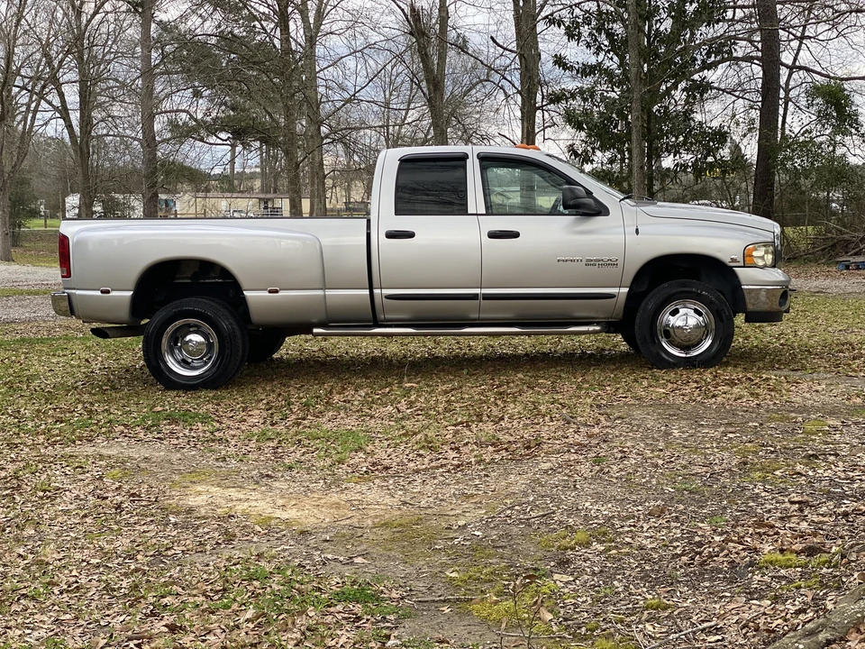 2005 Dodge Ram 3rd Gen - Image 12 of 31