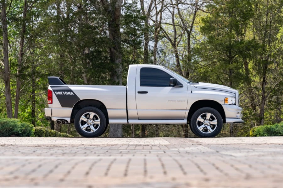 2005 Dodge Ram 3rd Gen - Image 2 of 31
