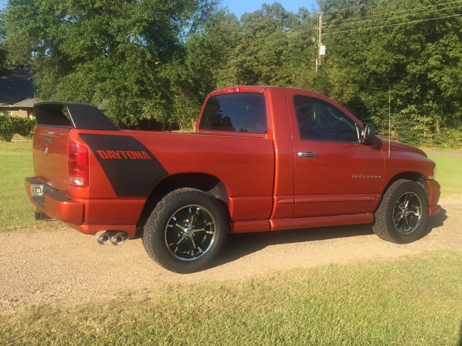 2005 Dodge Ram 3rd Gen - Image 2 of 4