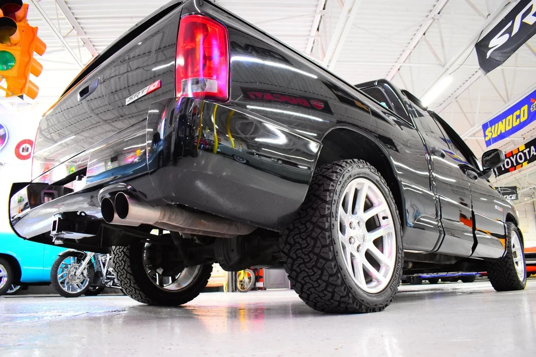 2005 Dodge Ram SRT-10 3rd Gen - Image 13 of 20