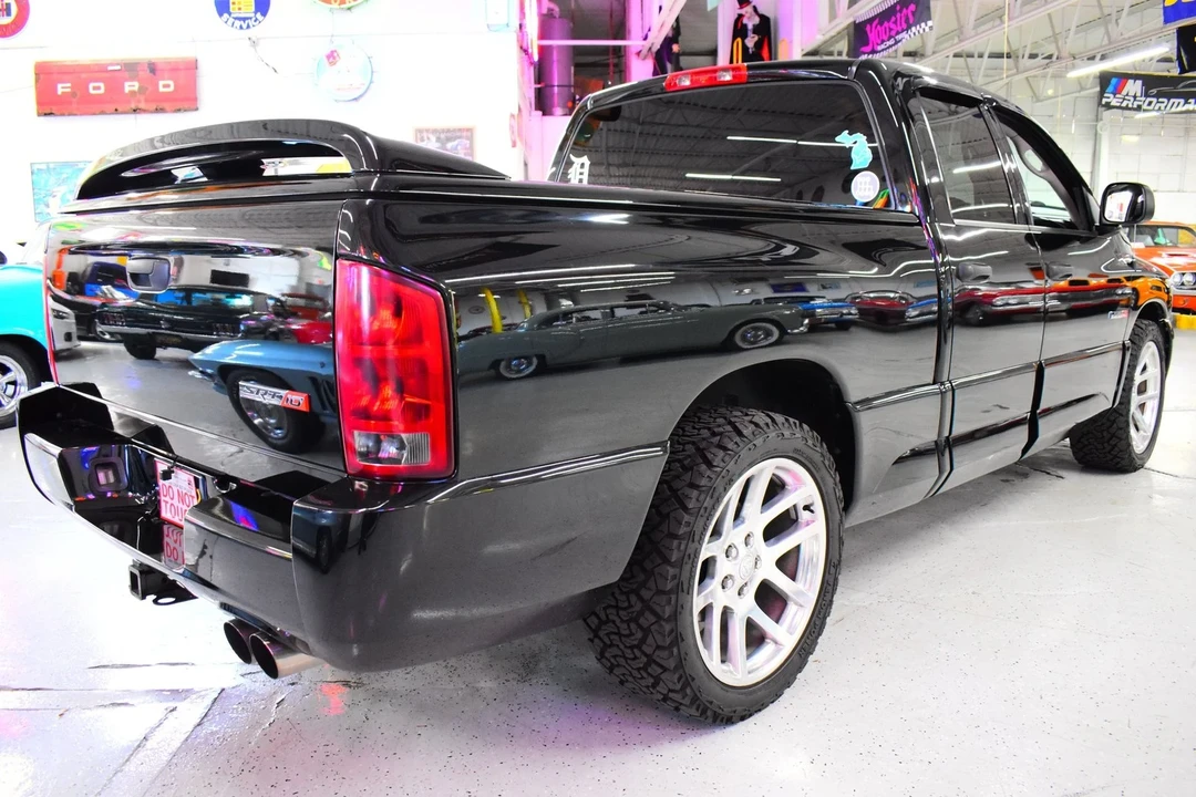 2005 Dodge Ram SRT-10 3rd Gen - Image 11 of 20