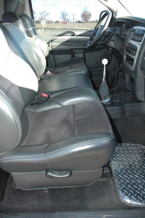 2005 Dodge Ram SRT-10 3rd Gen - Image 25 of 31