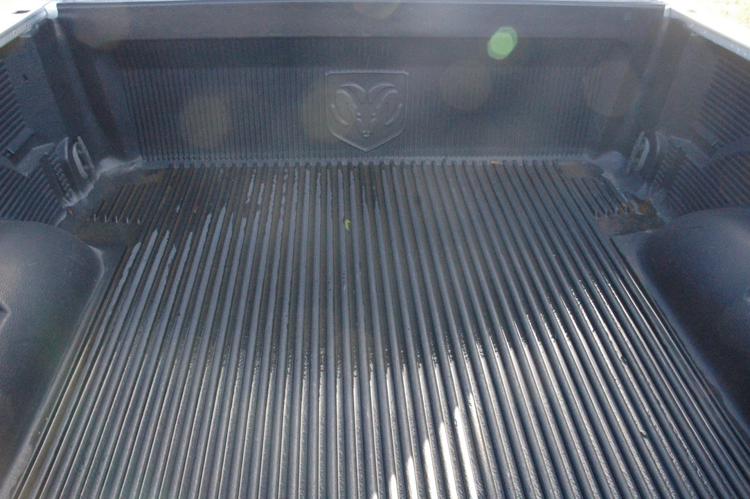 2005 Dodge Ram SRT-10 3rd Gen - Image 11 of 31