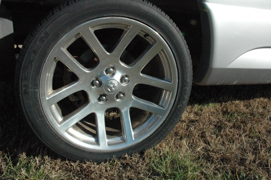 2005 Dodge Ram SRT-10 3rd Gen - Image 13 of 31