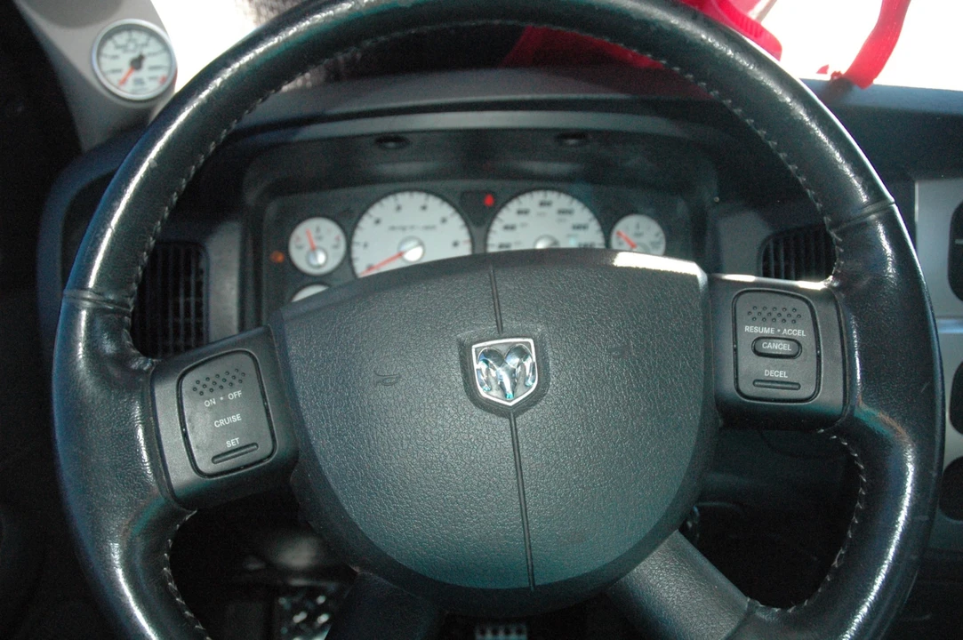 2005 Dodge Ram SRT-10 3rd Gen - Image 17 of 31