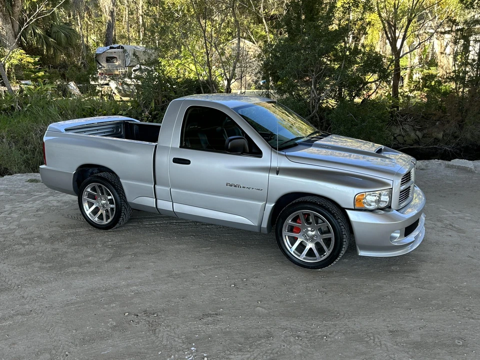 2005 Dodge Ram SRT-10 3rd Gen - Image 17 of 31