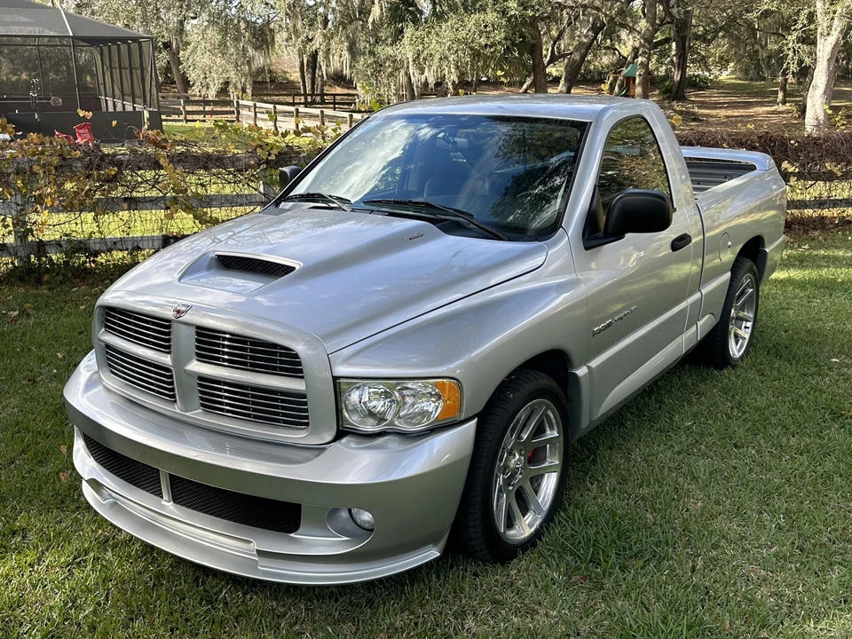 2005 Dodge Ram SRT-10 3rd Gen - Image 27 of 31