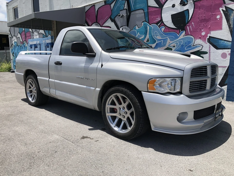 2005 Dodge Ram SRT-10 3rd Gen - Image 11 of 31