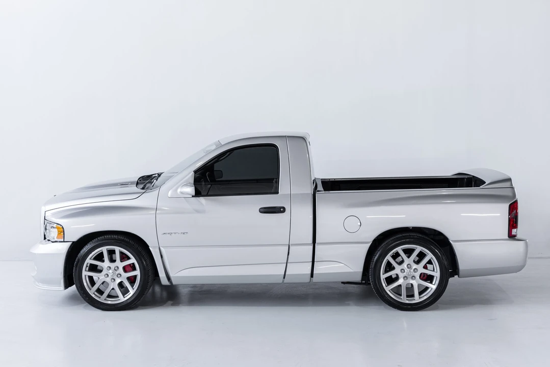 2005 Dodge Ram SRT-10 3rd Gen - Image 9 of 31