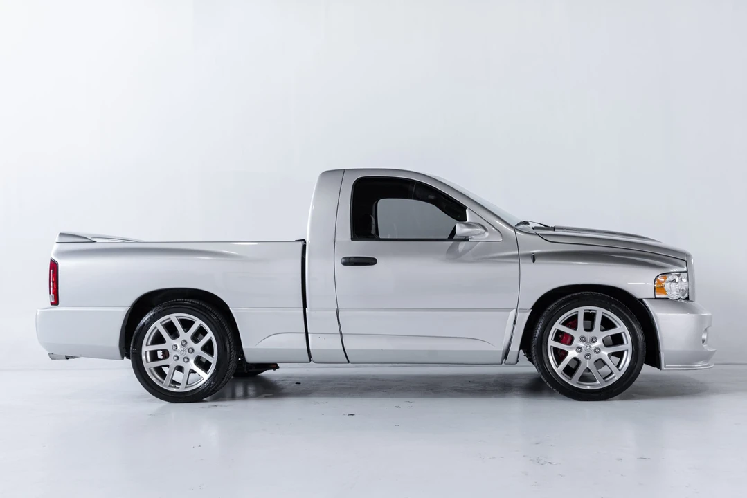 2005 Dodge Ram SRT-10 3rd Gen - Image 27 of 31