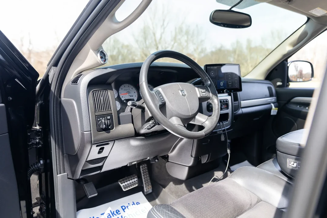 2005 Dodge Ram SRT-10 3rd Gen - Image 30 of 31