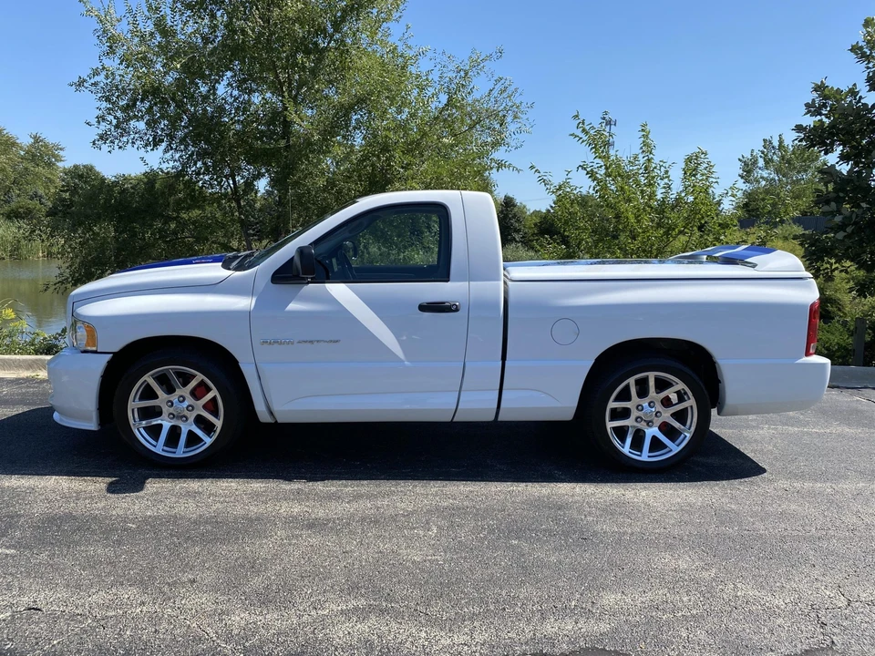 2005 Dodge Ram SRT-10 3rd Gen - Image 11 of 31