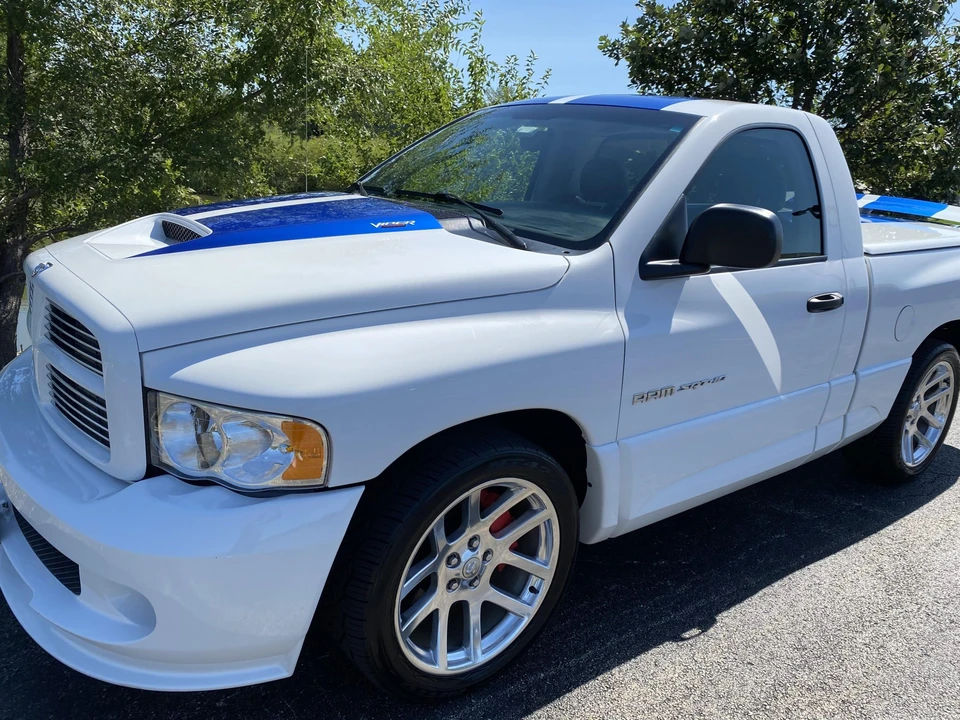 2005 Dodge Ram SRT-10 3rd Gen - Image 12 of 31