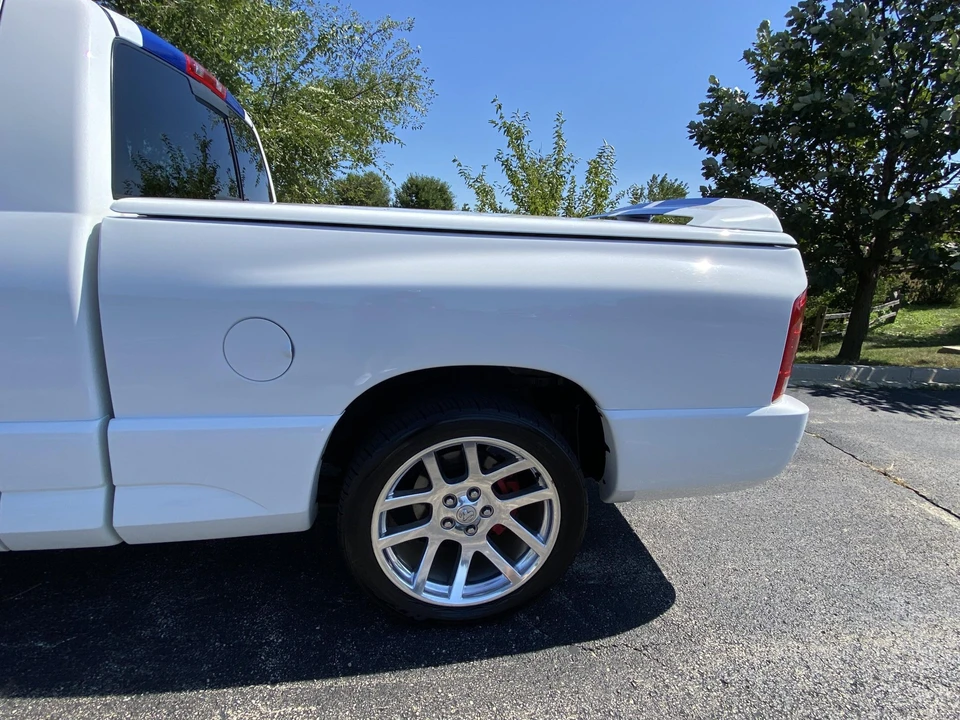 2005 Dodge Ram SRT-10 3rd Gen - Image 20 of 31