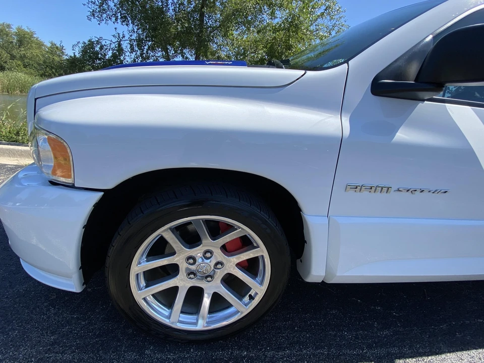 2005 Dodge Ram SRT-10 3rd Gen - Image 17 of 31